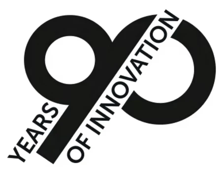 Barco 90 週年LOGO